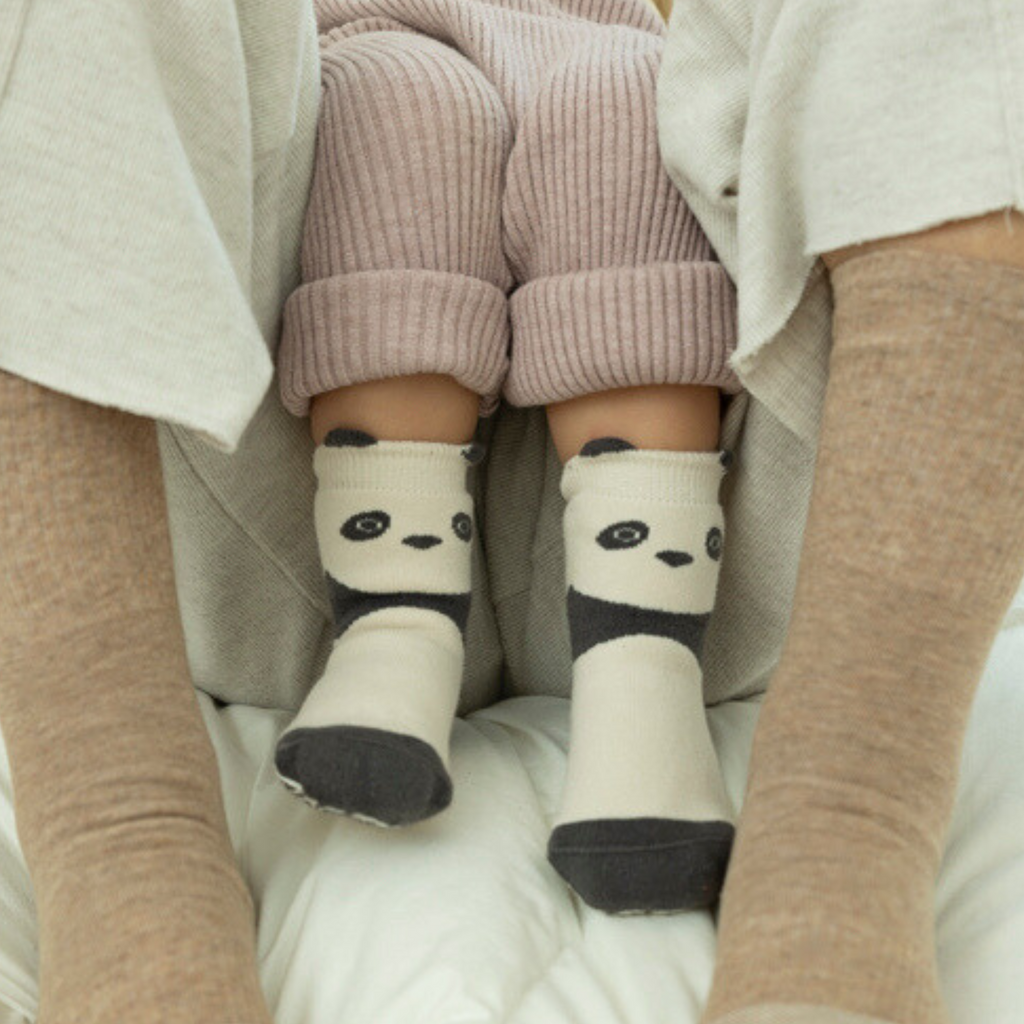 Critter Crew II- Organic- 4 Pairs of Stay-On Baby & Toddler Non-Slip Socks